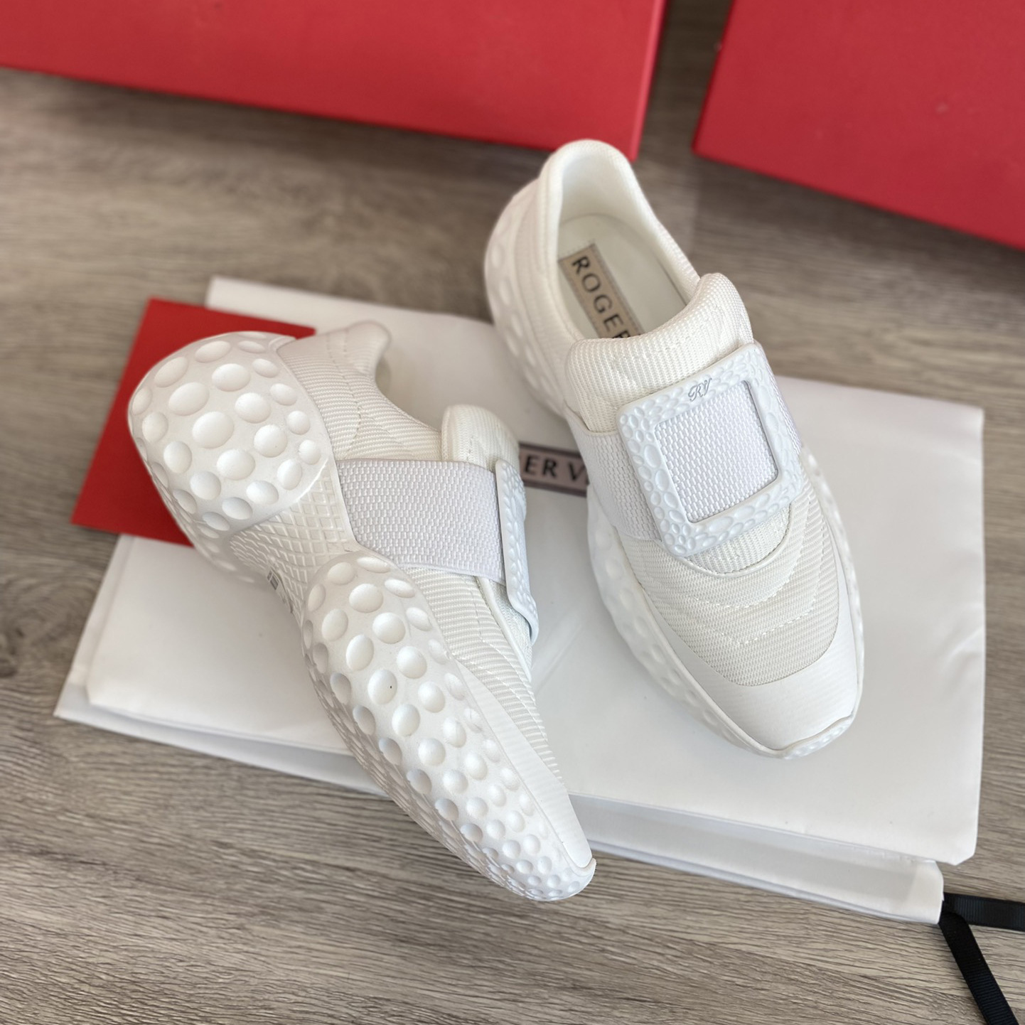 흰색 사각형 버클