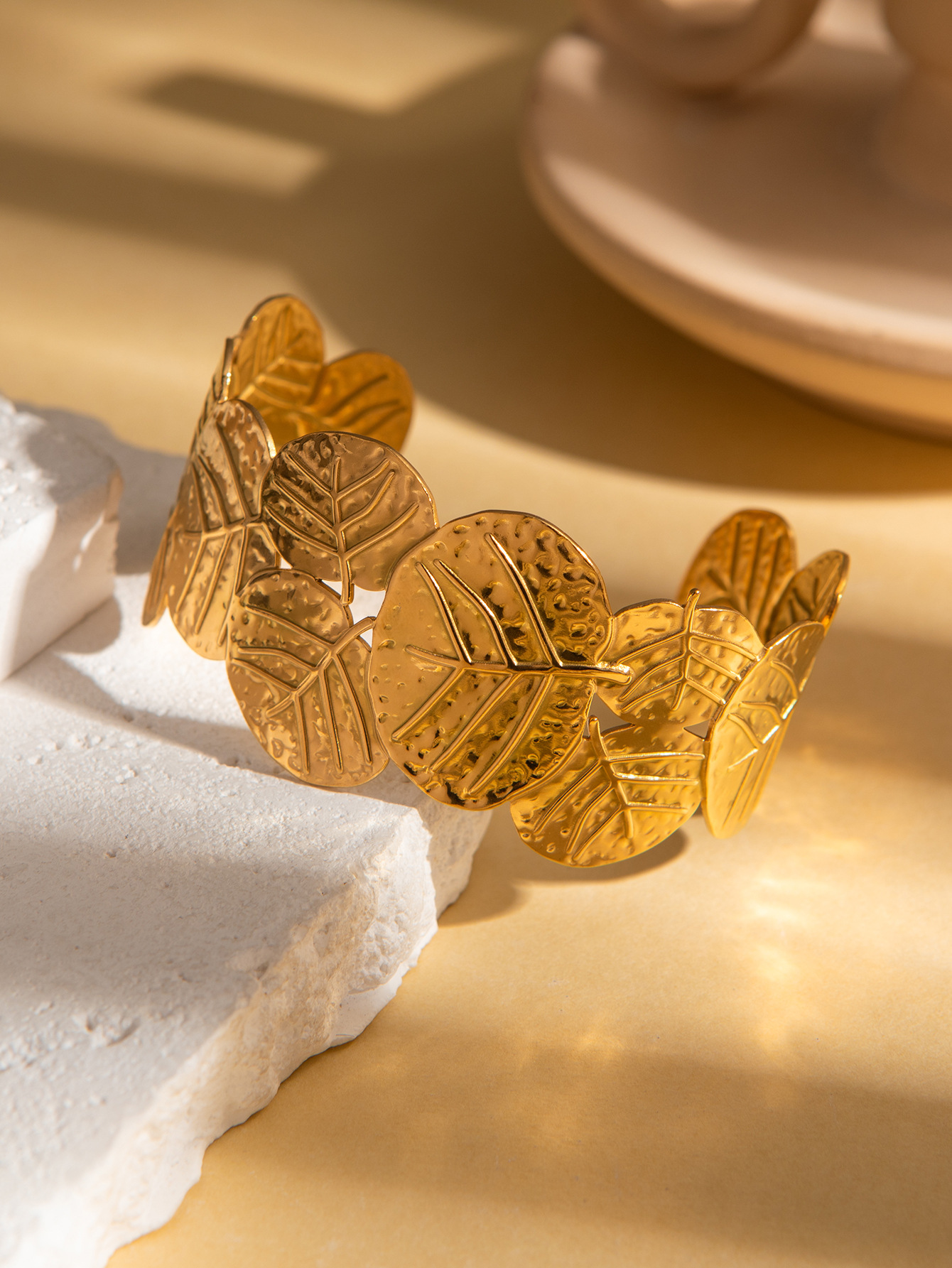 29g Weight 18K Gold Plated Plating Material Bangle Classification Titanium Steel Chain Material 1 Piece Quantity Casual, Party, Street Occasion Titanium Steel Material Flower, Butterfly Pattern All Seasons Season Women's Gender Plating Design IG Style Style Gold Color IG Style Flower Butterfly Titanium Steel 18K Gold Plated Bangle In Bulk 10