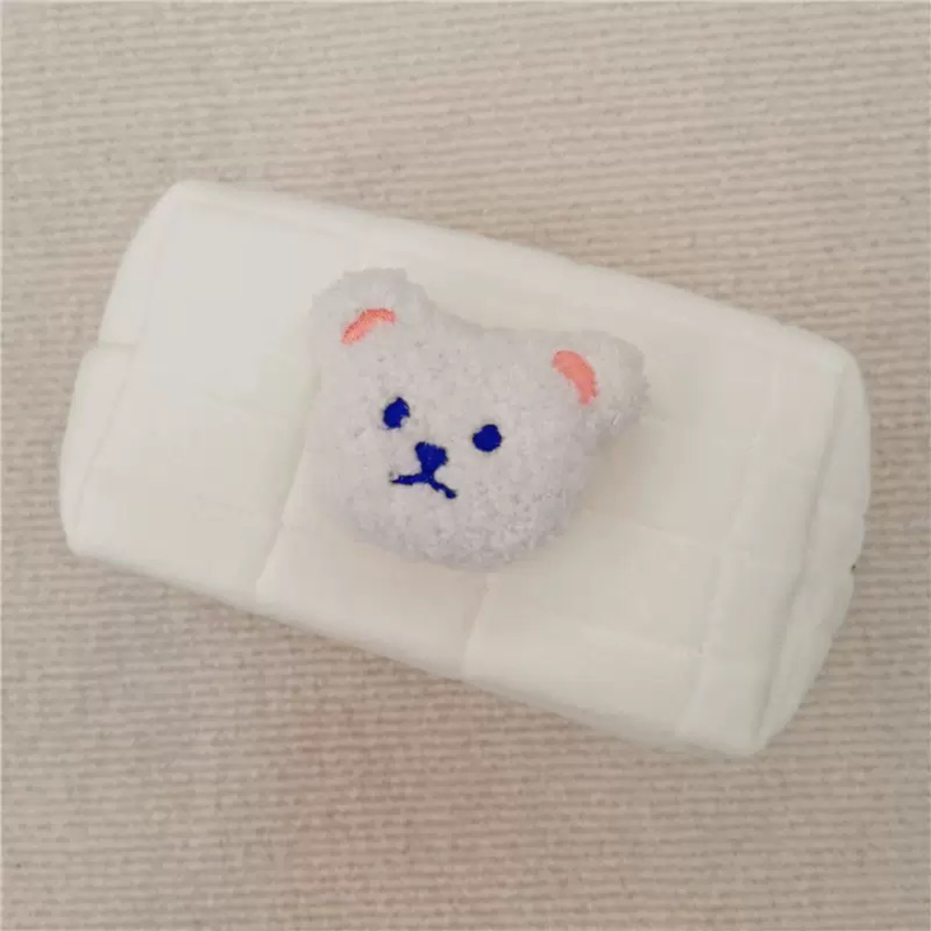 백곰 흰 가방
