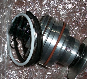 英格索兰螺杆式空压机进气阀组件37951761