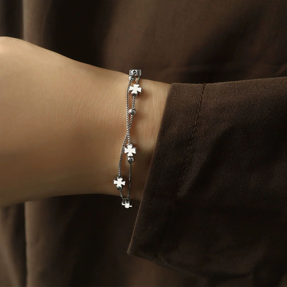 Fresh one bead bracelet, round beads, chain for friend, four-leaf clover, simple and elegant design, flowered