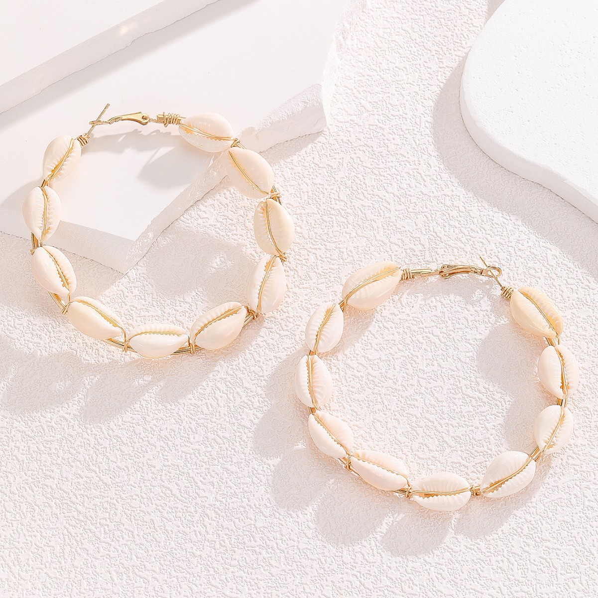 European And American Cross-border Accessories, Summer Beach Vacation Handmade Woven Shell Earrings, Exaggerated_voghion.com