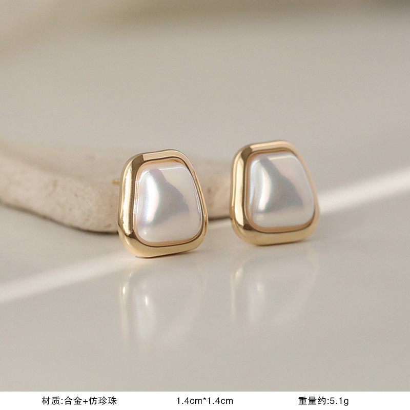 S925銀真珠の花のピアスの女性の贅沢な高級感があります。|undefined