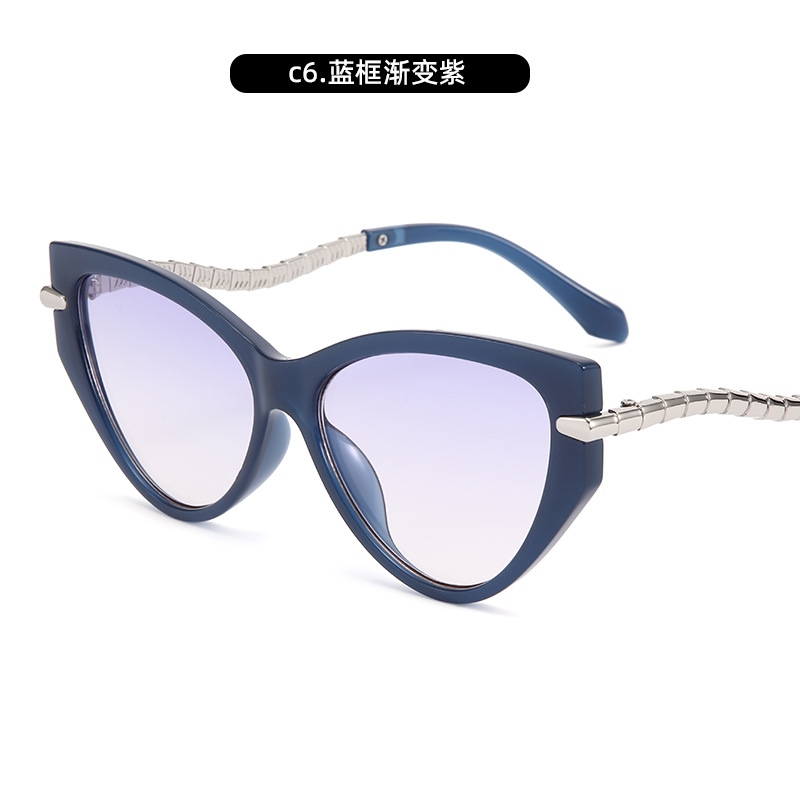 2025 nueva moda europea y americana ojo de gato gafas de sol anti-ultravioleta cadena de decoración de personalidad femenina gafas de sol de moda de alta calidad