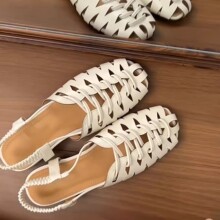 ��Ƥ��~��ʽ�������^��ЬŮ�U�յ͸��i�\Ьһ�֎�ͨ�ڰٴ��_�RЬ