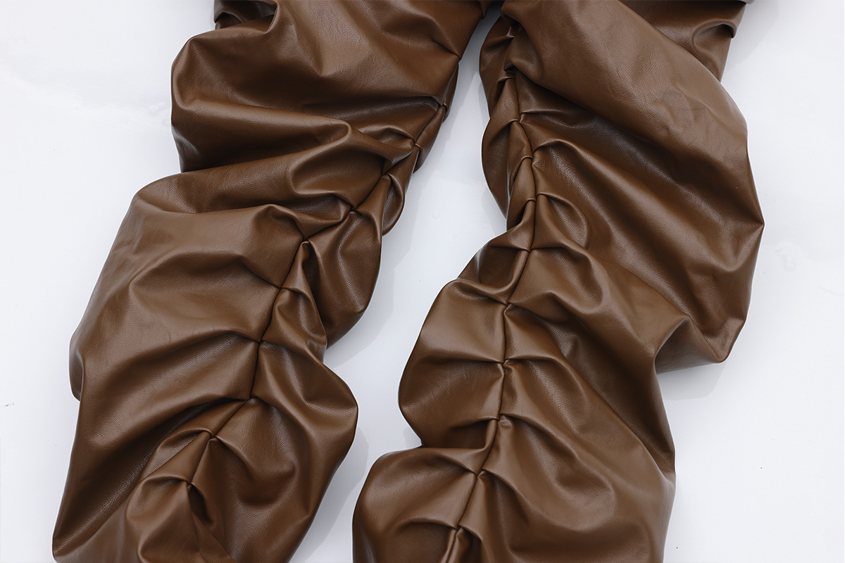 Pantalon en cuir PU d'inspiration punk pour homme - Coupe skinny style moto avec plis subtils, pantalon long slim taille haute (noir, S-XL)_voghion.com