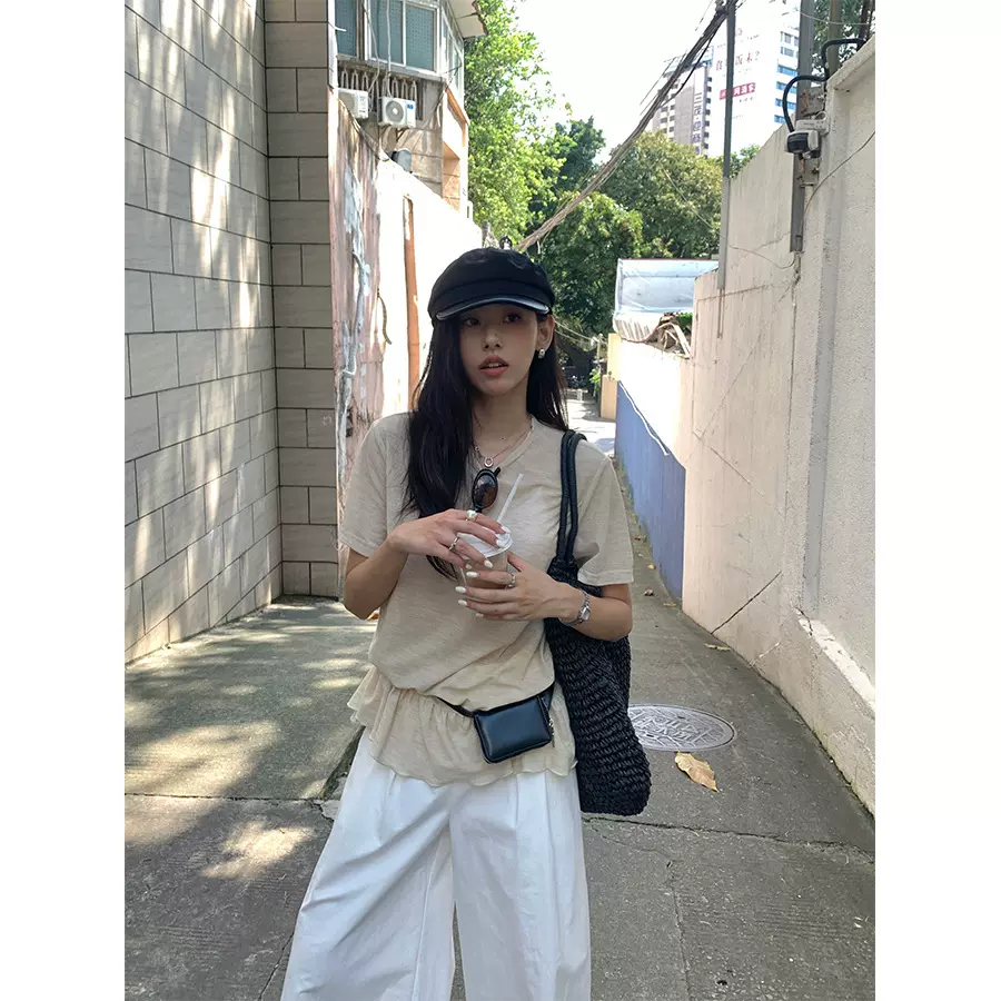 广州黄峥韩版燕麦色休闲T恤设计款宽松显瘦木耳边下摆上衣520740