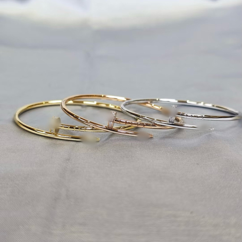 V Gold Classic Elastic Thin Nail Bracelet with Diamonds at the Ends, Thick Plated with 18K Rose Gold, Couple Bracelet, Cross-Border Couple Style V Gold Classic Elastic Thin Nail Bracelet with Diamonds at the Ends, Thick Plated with 18K Rose Gold, Couple Bracelet, Cross-Border Couple Style