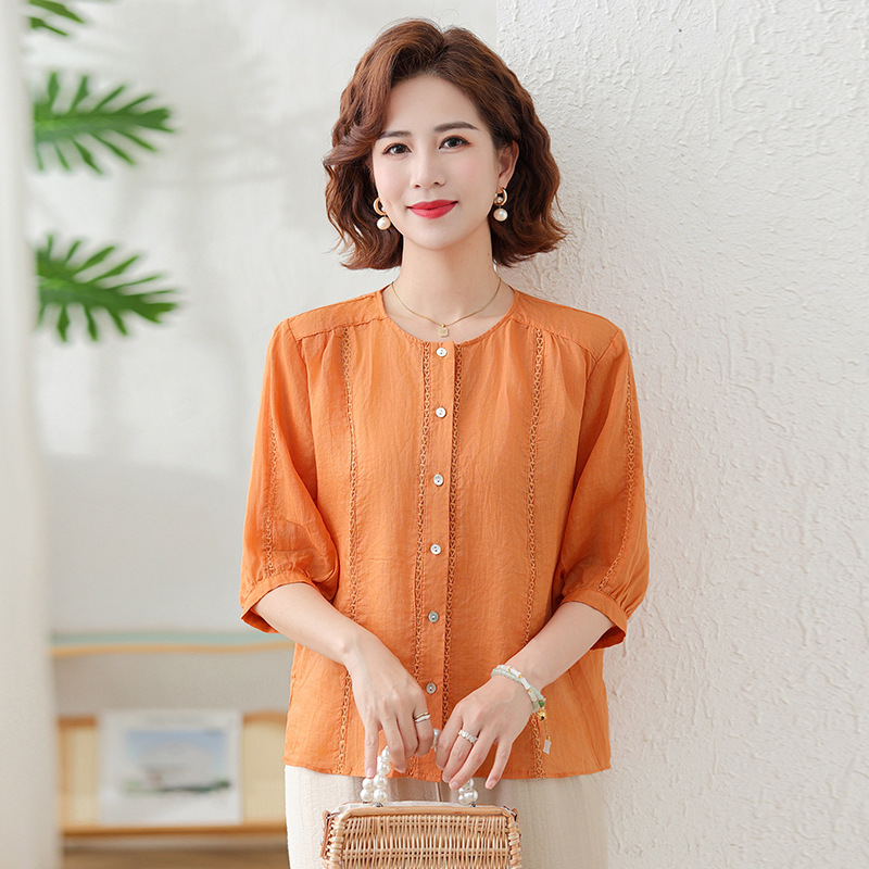 Small Mother Summer Cotton Linen Shirt Middle-aged and Elderly Women's Embroidered Round Neck Loose plus size Top New Small Mother Summer Cotton Linen Shirt Middle-aged and Elderly Women's Embroidered Round Neck Loose plus size Top New