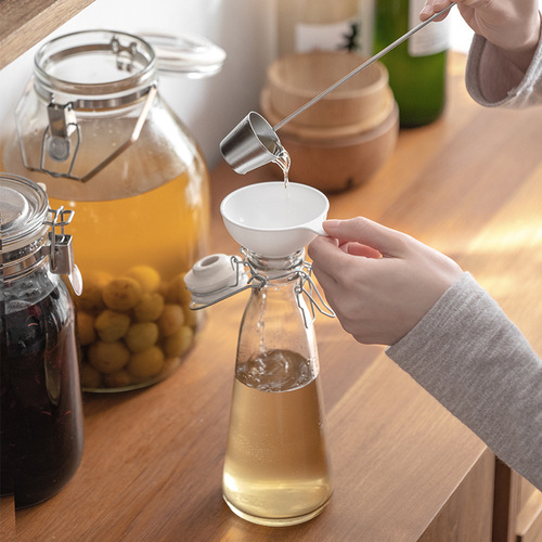 Kitchen funnel household plastic small diameter condiment wine oil leakage separation tool oil mini funnel