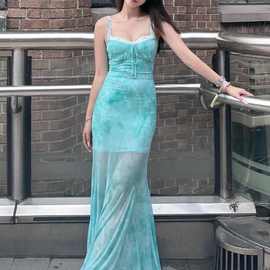 法式浅绿色印花网纱吊带连衣裙女夏海边度假纯欲性感鱼尾包臀长裙