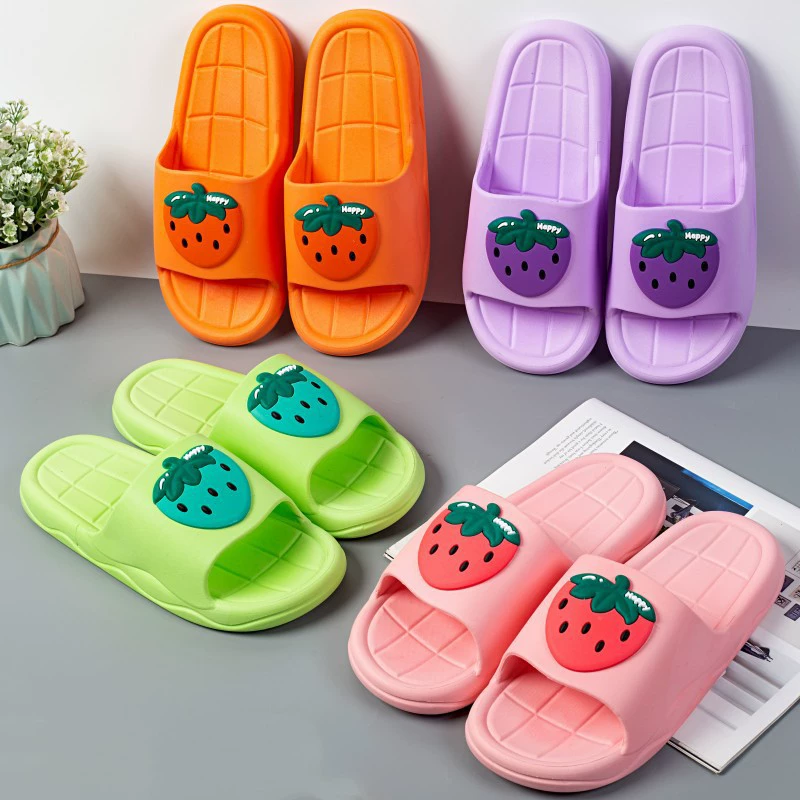 Тапочки Женские летние милые Мультяшные сандалии и тапочки Домашняя Ванна Ванная комната Студенческая спальня для пар в тапочках с одним словом для мужчин
