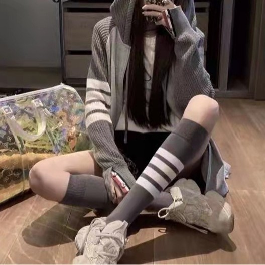 4本の鉄棒のふくらはぎの靴下の灰色の春と秋の靴下の女性の中筒の靴下の長い日本のかわいい韓国のネットの赤いjkの潮のinsの夏|undefined