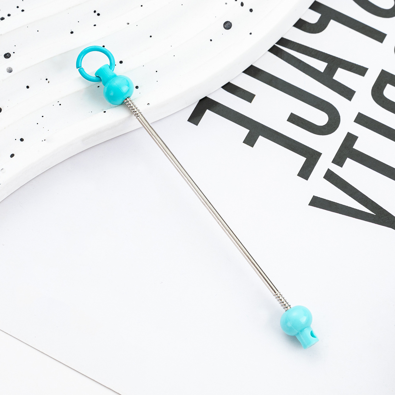 Nuevo polo DIY cuentas creativo llavero cuentas accesorios colgante polo de plástico cuentas polo