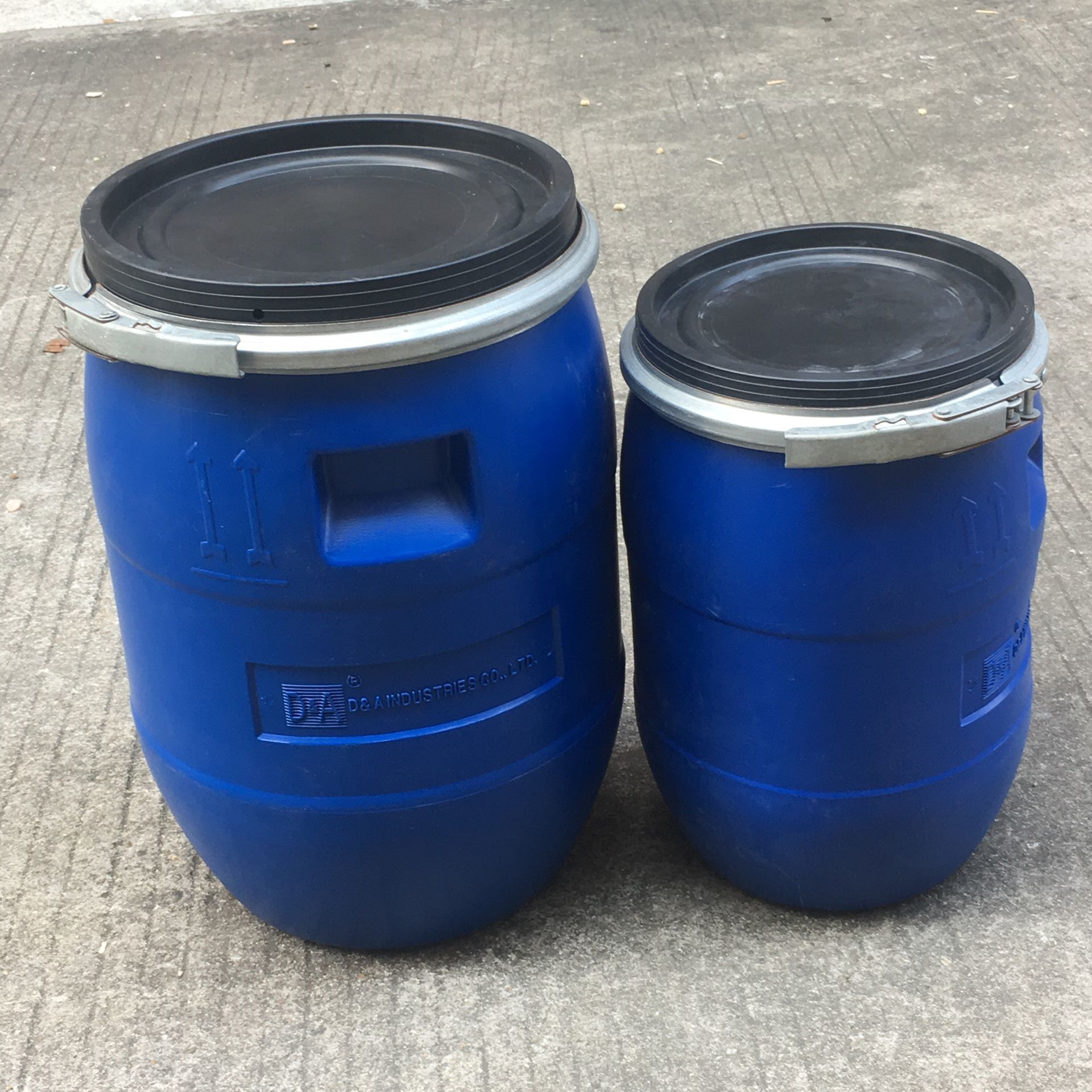 全新料5L法兰桶大口5升铁箍桶加厚5公斤耐酸碱抱箍桶泔水桶