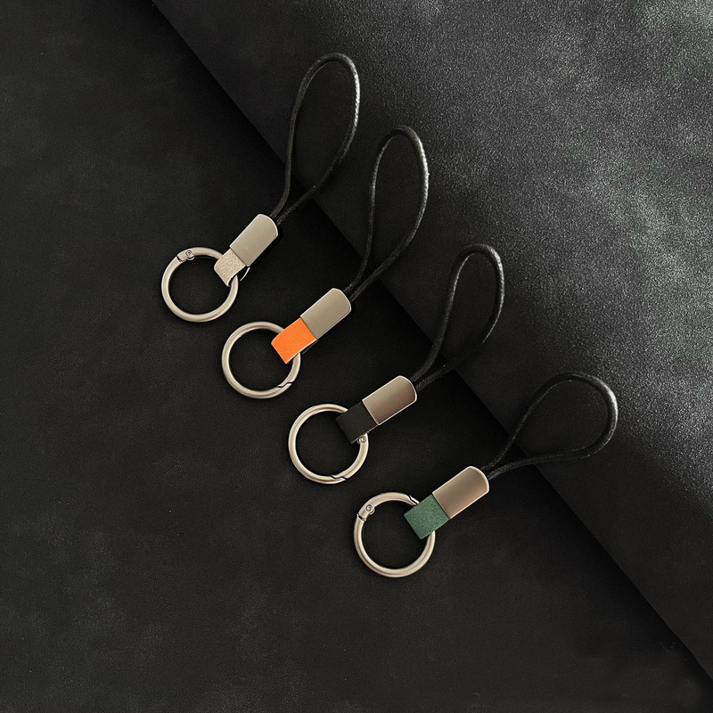 Car Keychain, Simple Anti-Wear First-Layer Cowhide Leather Open-Ended Waist Hook, Simple Solid Color Keychain, Gift Wholesale Car Keychain, Simple Anti-Wear First-Layer Cowhide Leather Open-Ended Waist Hook, Simple Solid Color Keychain, Gift Wholesale