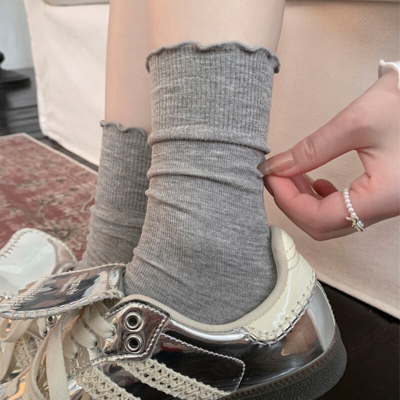Ruffled Edge Socks for Women, Mid-Calf Socks, Thin Spring Style, Lace-Up, Moisture-Wicking, Suitable for Pairing with Small Leather Shoes and Loafers