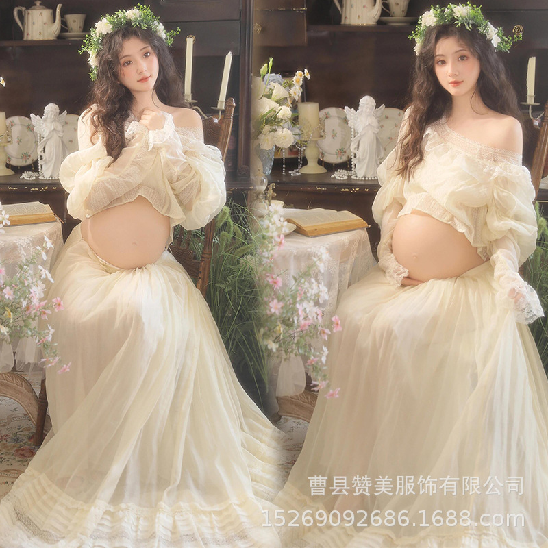 New Style Maternity Photo Clothing French Retro Oil Painting Style Pregnant Mom Photo Indoor Photo Photography Clothing for Taking Photos at Home New Style Maternity Photo Clothing French Retro Oil Painting Style Pregnant Mom Photo Indoor Photo Photography Clothing for Taking Photos at Home