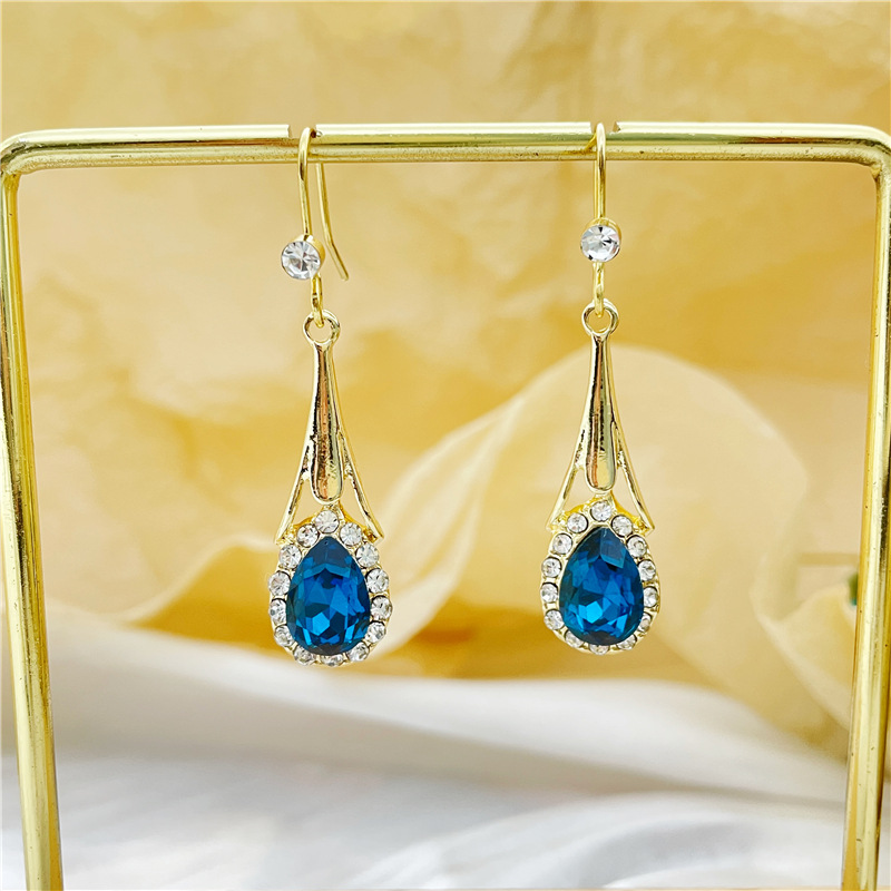 Basic Lady Classic Style Geometric Alloy Plating Inlay Artificial Gemstones Women's Drop Earrings display picture 3