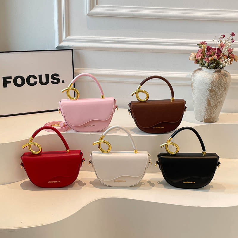 Simple, stylish, versatile solid color stitched women's bag, 2026 new trendy crossbody shoulder bag, saddle bag Simple, stylish, versatile solid color stitched women's bag, 2026 new trendy crossbody shoulder bag, saddle bag