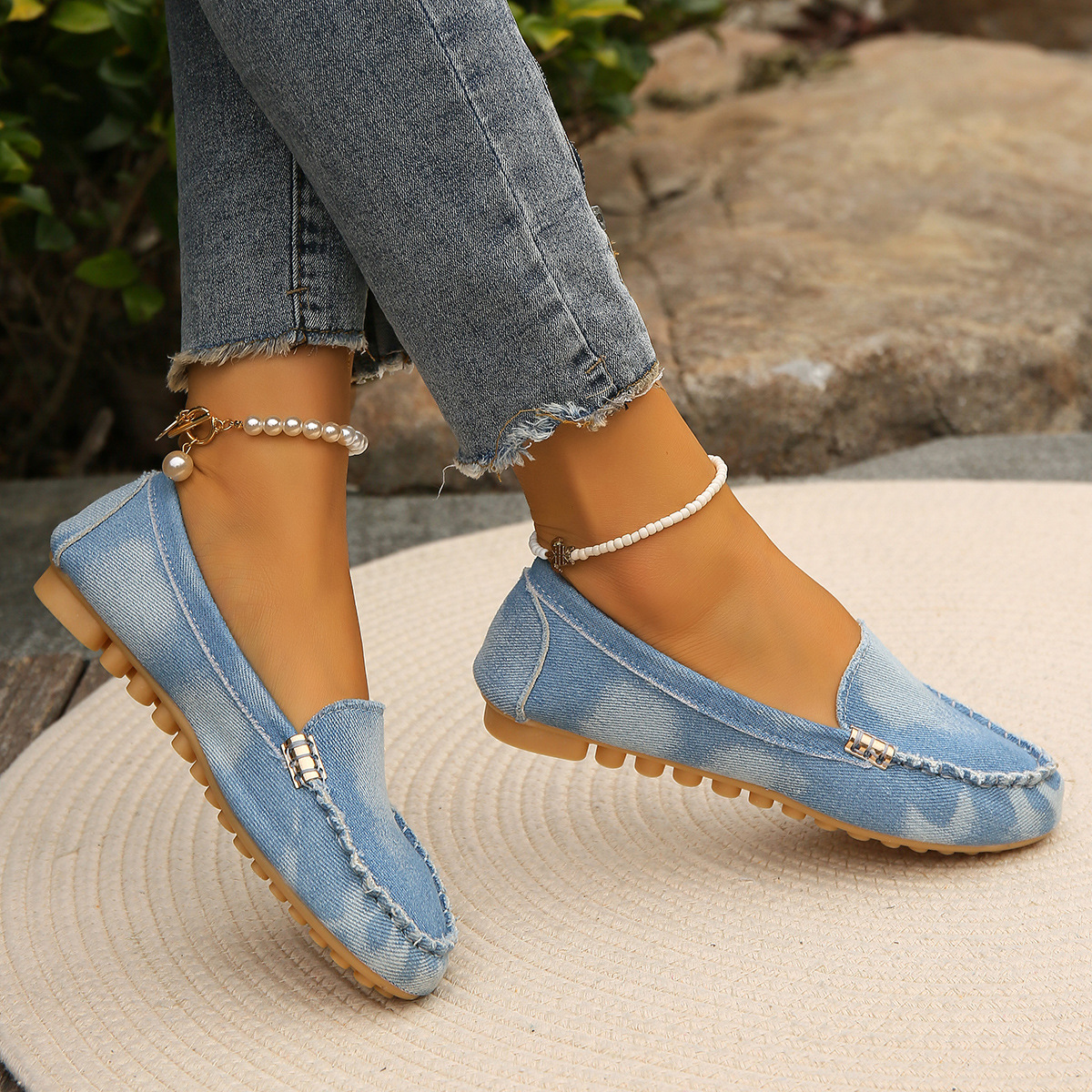 Damskor 2024 Vår Stora Storlekar Casual Mode Bekväma Slip-On Stora Storlekar Tods Skor för Dam_voghion.com