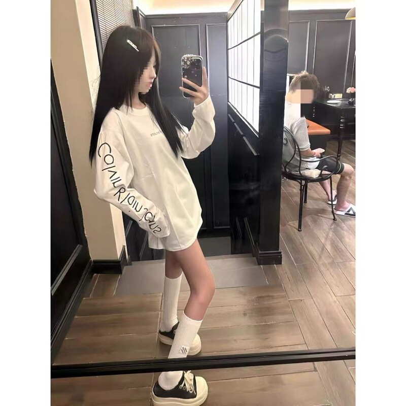 跨境美式复古字母印花白色长袖t恤女春秋5新设计感圆领打底衣黑色|undefined