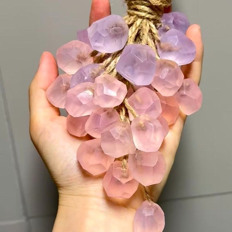 ブドウのアロマセラピーペンダント手作り DIY 素材パッケージ石鹸小さな新鮮でかわいいギフト女の子の親友や友人へのペンダントギフト|undefined