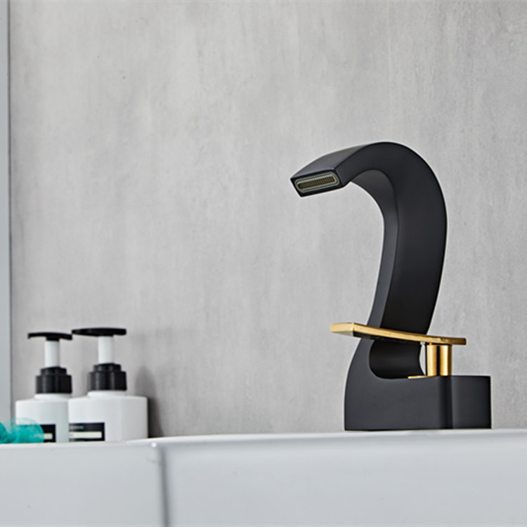 Grifo de lavabo de cisne de oro negro