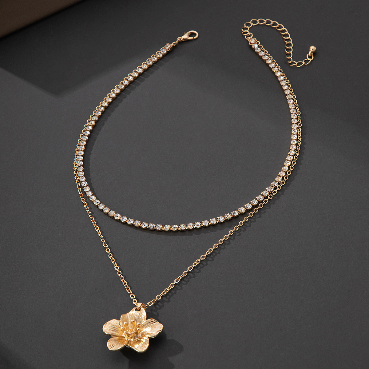 Collier pendentif fleur plissée dorée, tendance européenne et américaine, pour femme, style multi-rangs._voghion.com