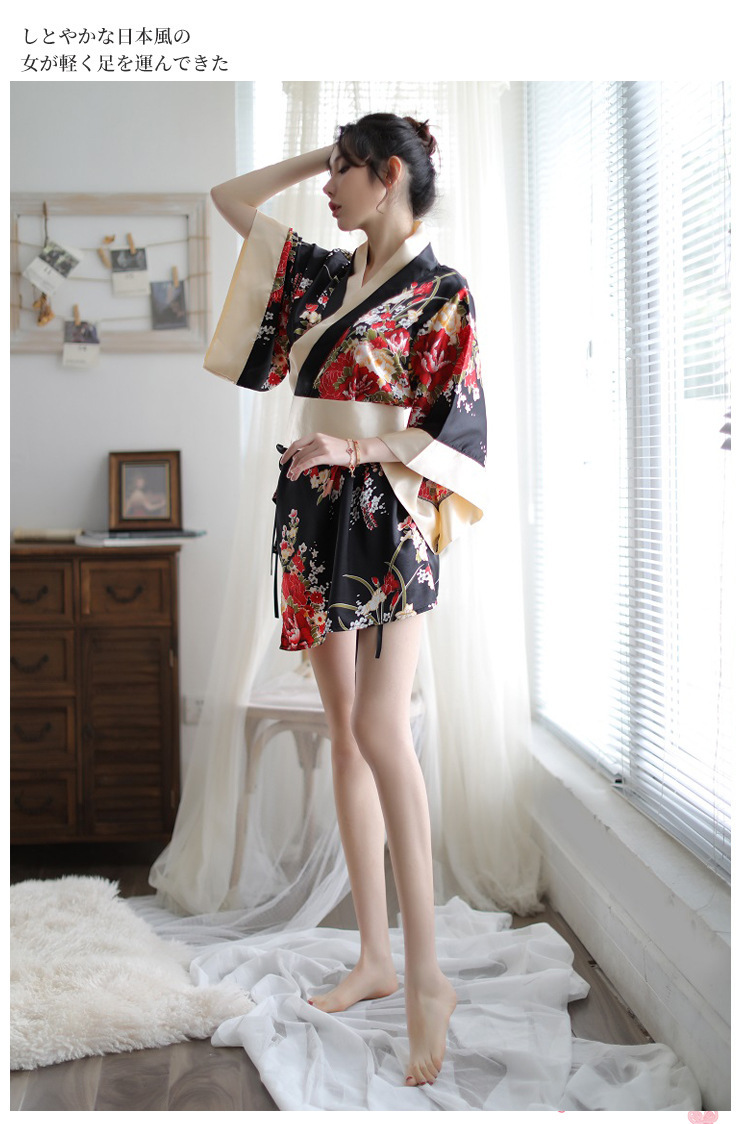 Japanese Print Kimono Robe Set with Thong and Belt, Polyester, One Size — detail image 8