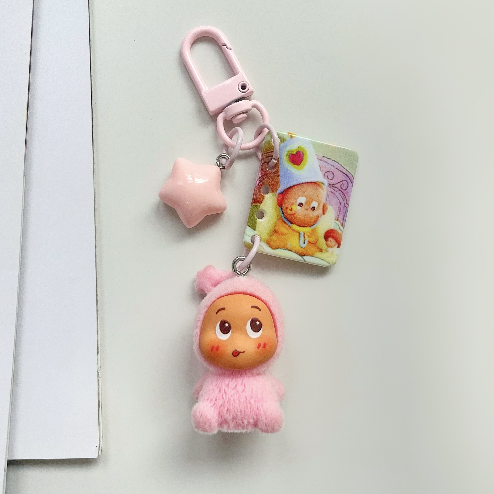 Accesorios de llavero de dibujos animados flocado de estrellas DIY colgante de resina muñeca decorativa colgante de mochila