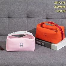 跨境帆布手提化妆包女高级感大容量多功能旅行收纳洗漱包拉链布袋