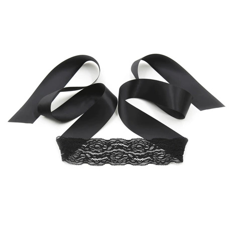 Lace Blindfold Eye Mask with Nipple Covers and Handcuffs — detail image 3