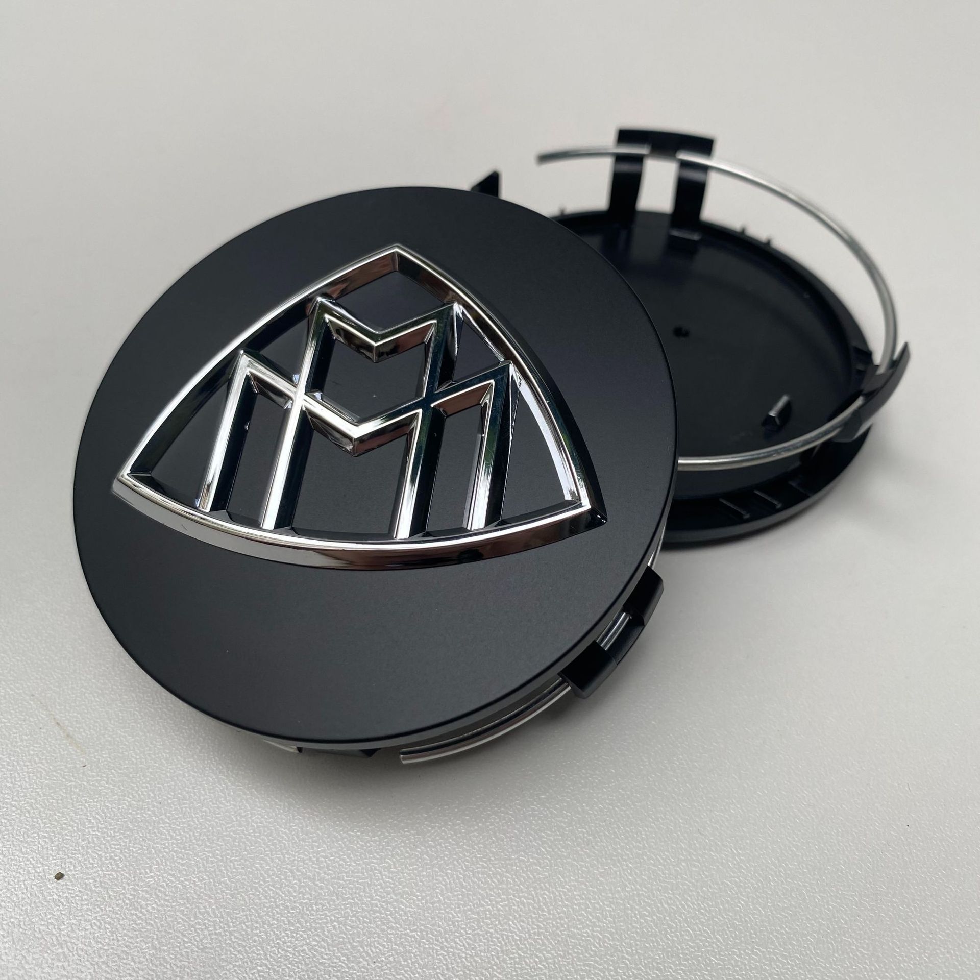 Suitable for Mercedes-Maybach Wheel Hub Caps W222S600Ls400L Electroplated Wheel Hub Modification Center Cap Logo Matte