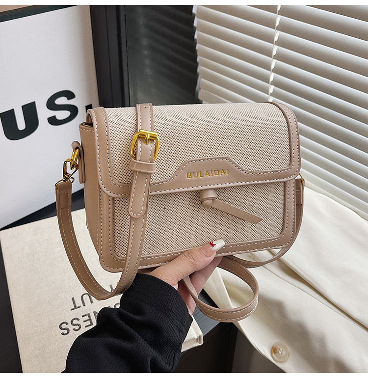 Bolso de alta sensación de mujer nuevo estilo europeo y americano retro cross-border empalme color contraste bolso cuadrado ligero lujoso viaje de hombro mochila image 7