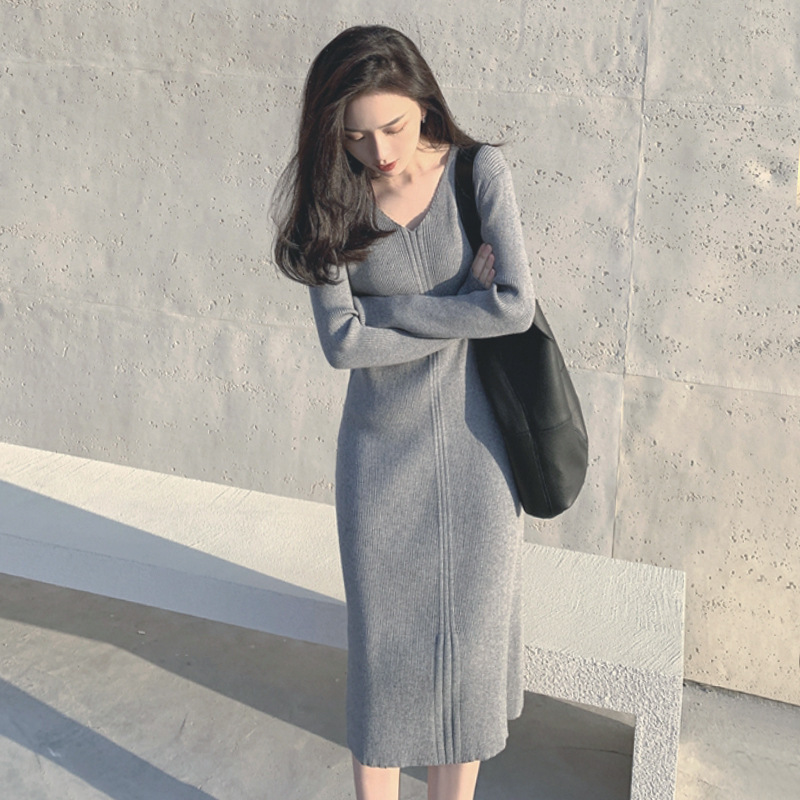 Matching Coat Inner Knitted Dress Women's Autumn and Winter 2021 New Slim-fit Slimming V-neck Sweater Base Skirt