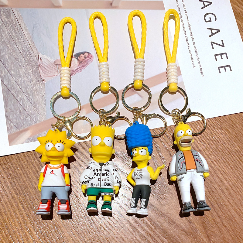 New Celebrity Family Simpson Keychain Pendant Cartoon Creative Bag Doll Car Hanging Keychain Wholesale