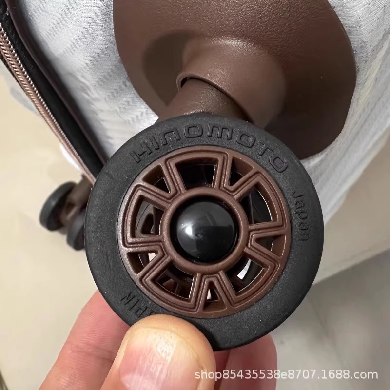 カーボンファイバー スーツケース 20inch のみ重量 1.9 キロ超軽量カーボンファイバー トロリー スーツケース アンチスクラッチ スーツケース 荷物バッグ k