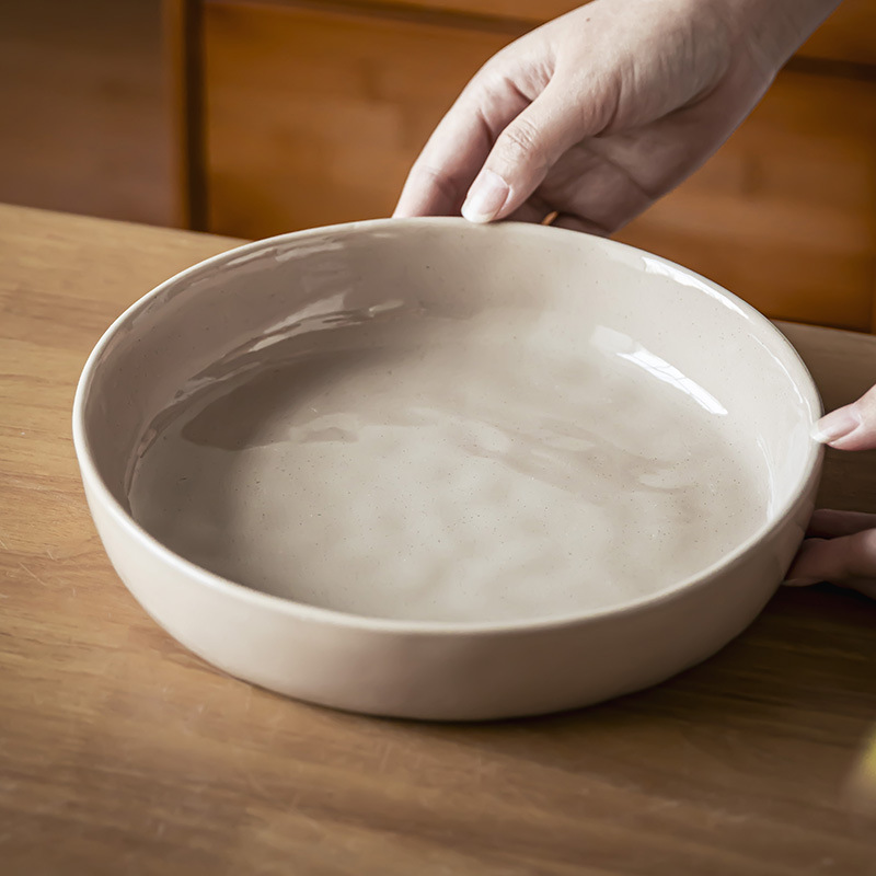 Plato de cerámica retro japonés de alta sensación de platos profundos corrugados platos de platos caseros platos grandes platos de pasta de carne de comida occidental