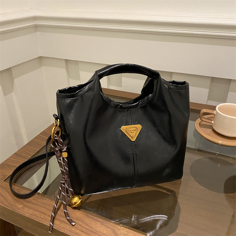 Otoño y invierno coreanos de alta calidad retro aceite de cera de cuero de moda bolso de mano nuevo estilo simple viaje mochila bolso de hombro