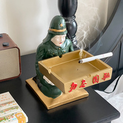 创意烟灰缸摆件日本人下跪烟灰缸生日礼物搞笑玩具搞怪稀奇摆件