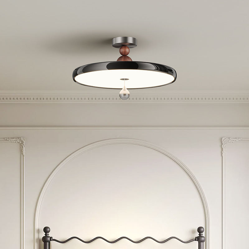 [Estrictamente seleccionado] Araña retro pastoral americana 2025 nueva lámpara de sala de protección ocular de nogal estilo crema francés