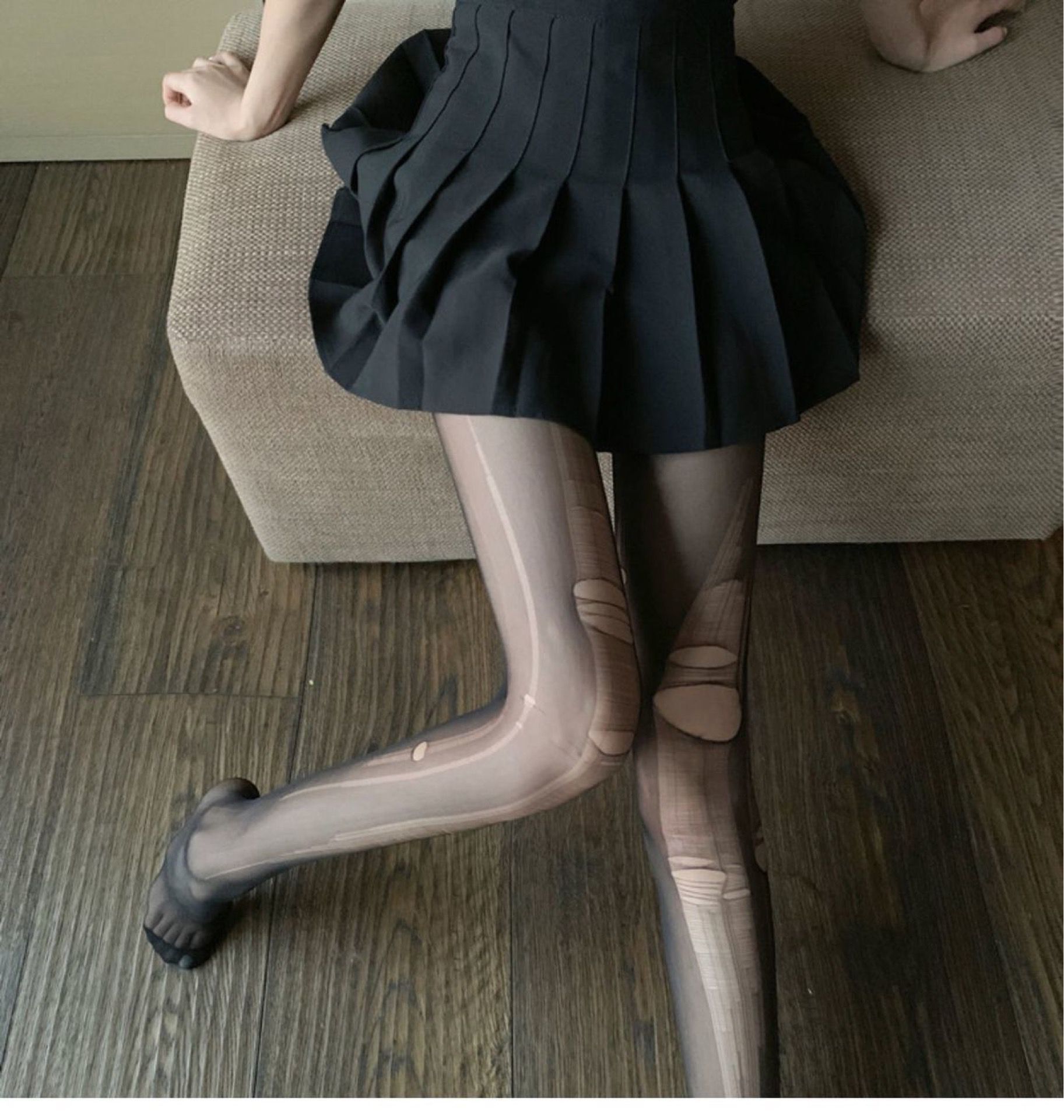 Tear-Away Black Silk Stockings Open-Crotch Design One Size Women’s Flirt Hosiery — detail image 6