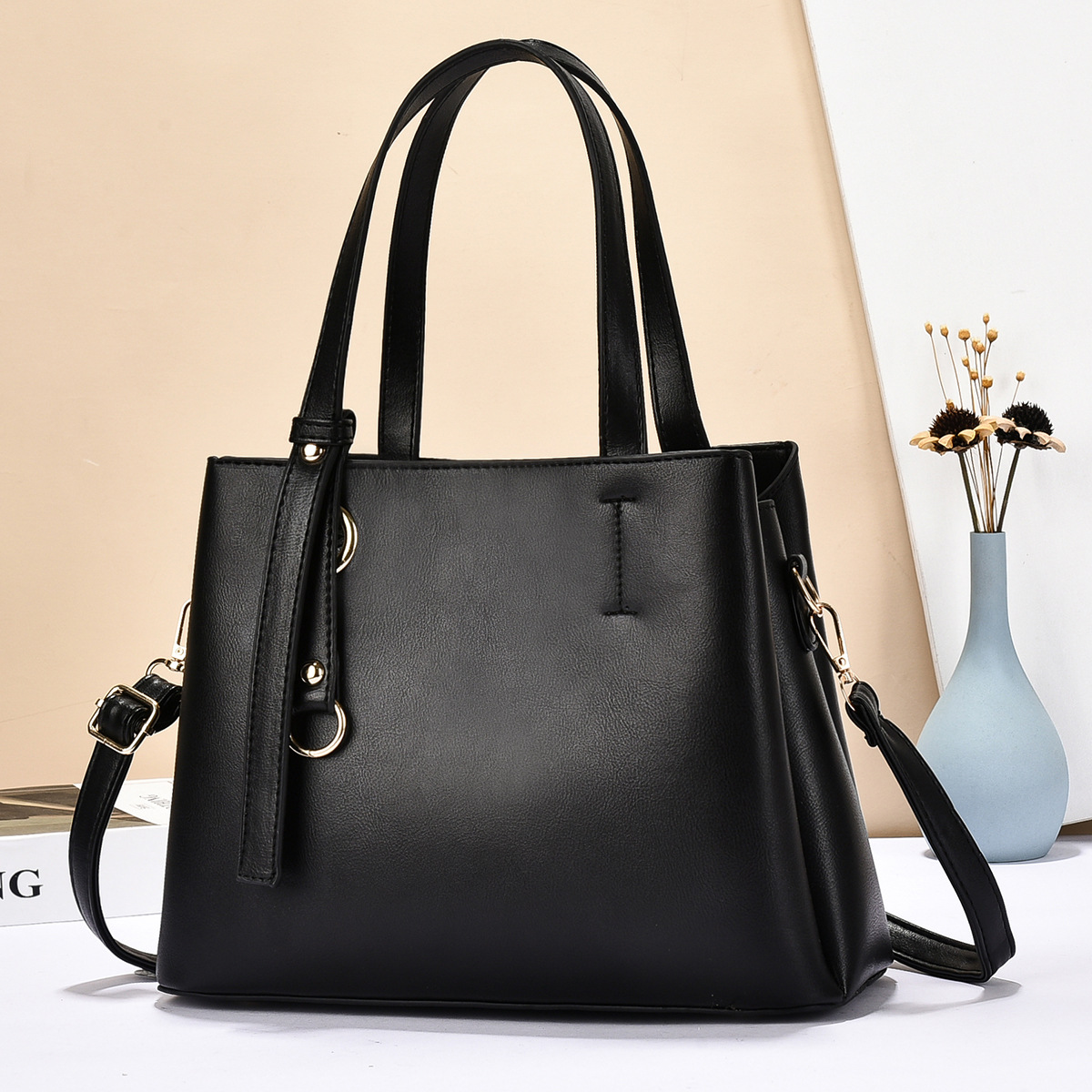 Bolsos de mujer 2025 nuevo estilo de comercio exterior transfronterizo tendencia de moda todo fósforo bolso portátil de un solo hombro para mujer