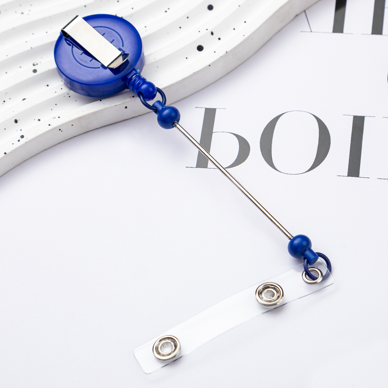 Cubierta de tarjeta retráctil fácil de tirar hebilla creativa perlas llavero retráctil hebilla de trabajo placa de identificación fácil de tirar hebilla de cable