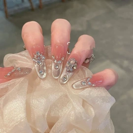 美甲贴;其他美甲产品;甲片/穿戴甲