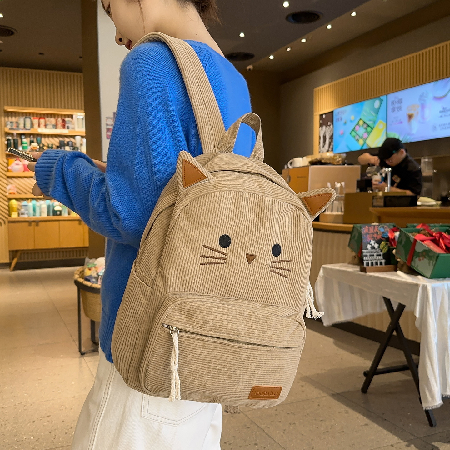 Japanese-Style Cute Cartoon Cat Backpack for Girls, High-Value College Student Bag, Fresh and Versatile Travel Backpack