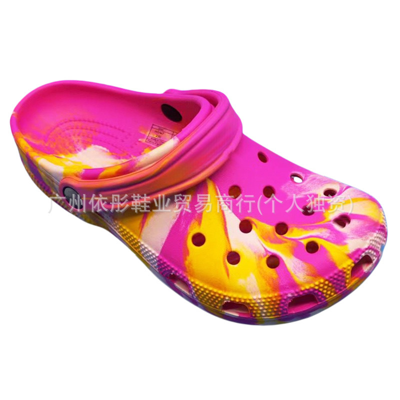 Crocs Clogs Classic Style for Men and Women, Basic Model, Couple's Sports Beach Sandals Wholesale