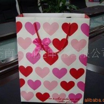 厂家值供250克覆膜手提袋纸袋礼品纸袋服装纸袋