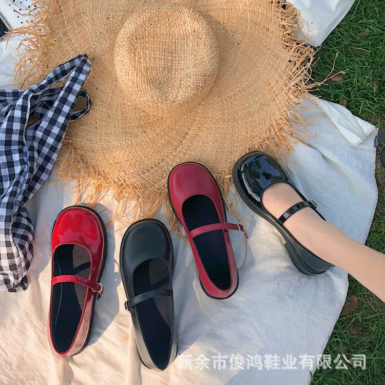 Одиночная обувь женская 2024 новая женская обувь осенняя квадратная голова неглубокая кожаная обувь женская школа плоская обувь Мэри Джейн обувь женская